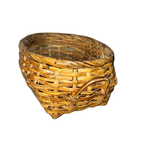 Wooden woven basket for decor - Picture 5 of 12